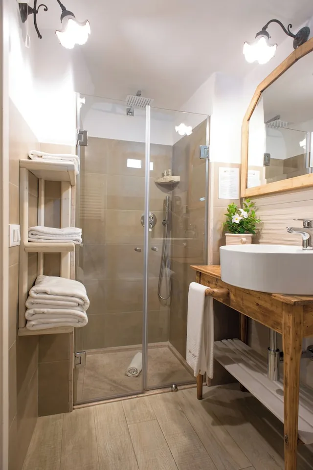 غرفة كومفورت بسرير كوين، Trulli Holiday Albergo Diffuso 4/5