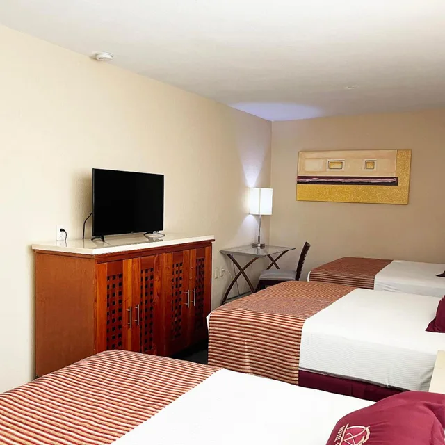 Familiar، Hotel Victoria Poza Rica 8/10