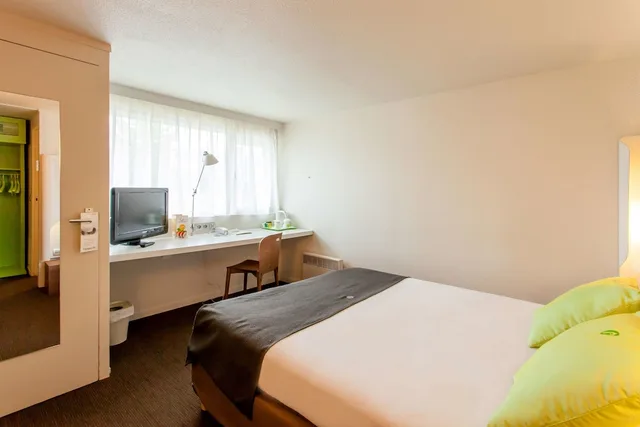 Next Generation, Standard, Double Bed، Hotel Campanile Angers Ouest Beaucouze 2/4