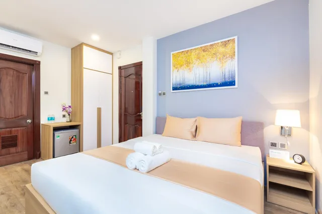 Deluxe, Double Bed, SAZI Resin Hotel - Free Nails/HairWash 2/10