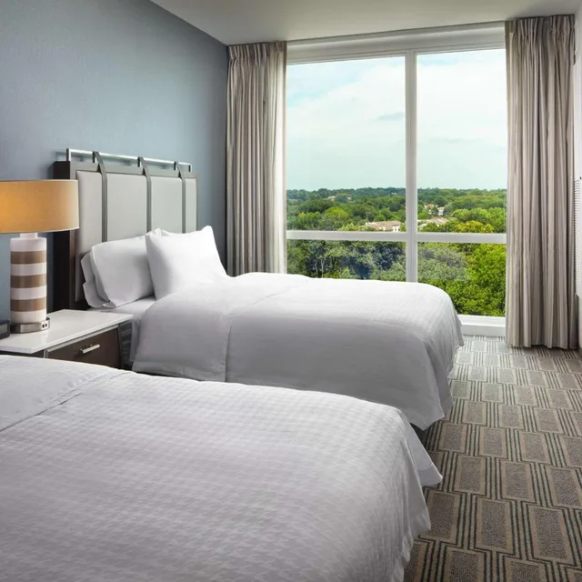جناح بسريرين كوين بإطلالة على المدينة مع أريكة لذوي الإعاقة، Homewood Suites By Hilton Teaneck Glenpointe 1/4