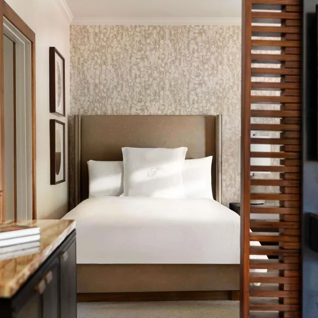 Fairmont Gold, Junior Suite, King Bed, Golf Course View, Balcony or Patio، Fairmont Scottsdale Princess 1/3