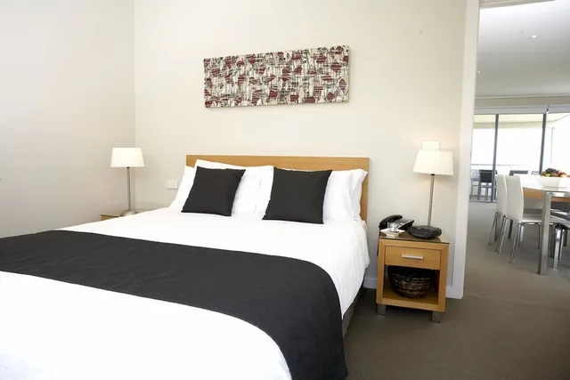 2 Bedrooms, Apartment, Queen and Twin Beds, Silverwater Resort 2/4