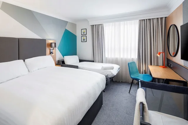 غرفة بريميوم بسرير فردي، Holiday Inn Aylesbury 3/10