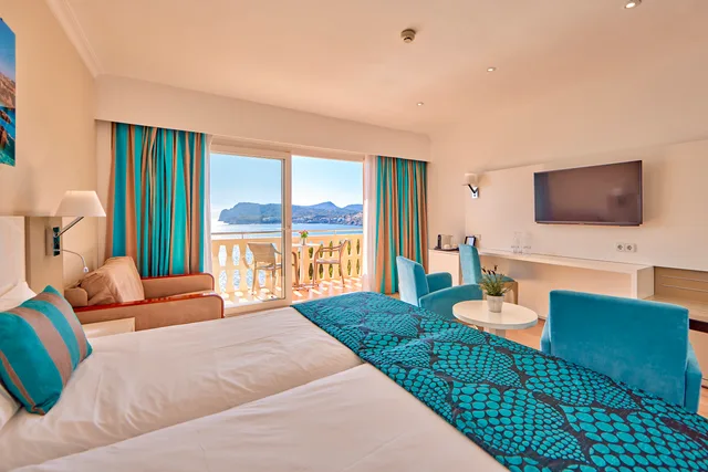 غرفة سوبيريور بسرير مزدوج بإطلالة على البحر، Universal Hotel Lido Park & Spa 1/6