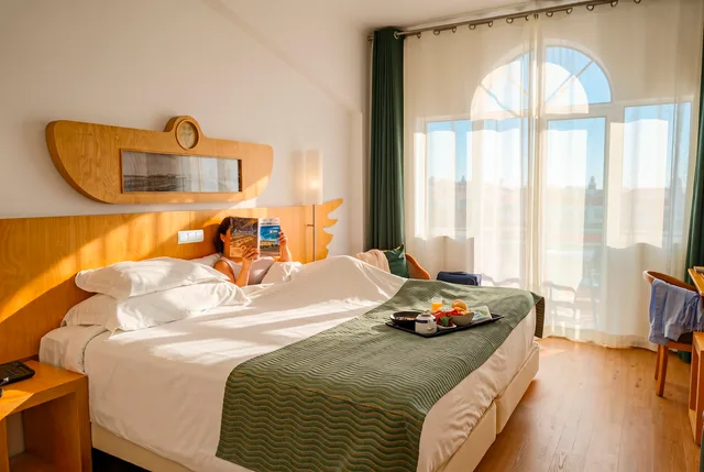 Twin or Double Room Plus، Hotel Ponta Delgada 3/10