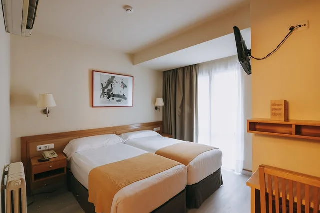غرفة بسريرين منفصلين، Hotel Zaragoza Plaza 5/10