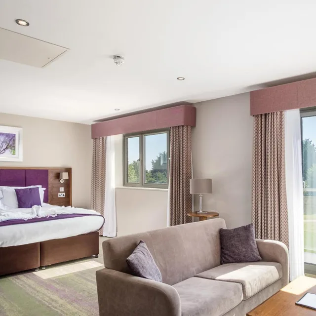 Grand, Double Bed, Golf Course View، Cotswolds Hotel & Spa 3/9