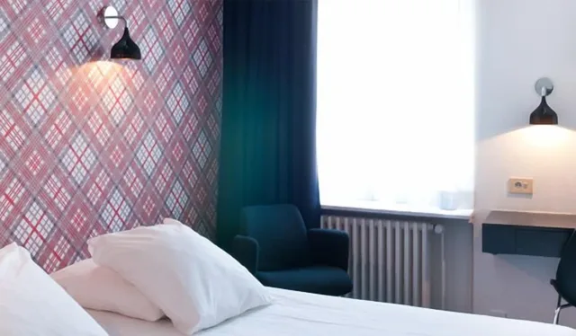 Room, Twin Beds, Hotel Queen Anne 4/9
