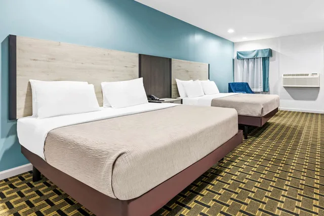 Room, 2 Queen Beds, SureStay by Best Western Huntsville University Area 5/6