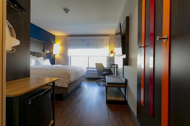 غرفة بسرير كينج، Tru by Hilton Hazleton 1/4