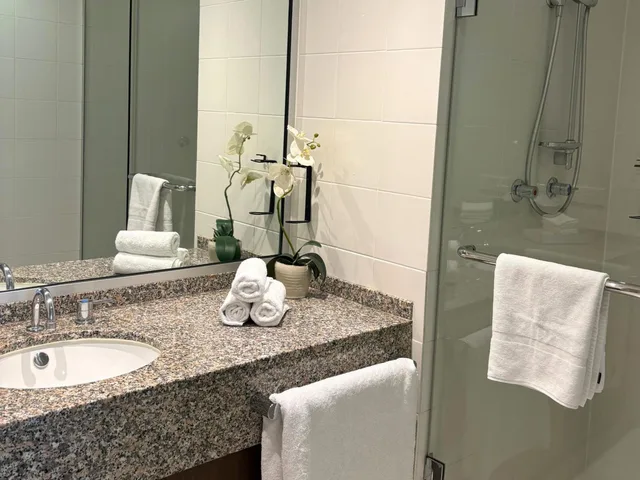 Residence, Studio، Residence on Langley Park 4/7
