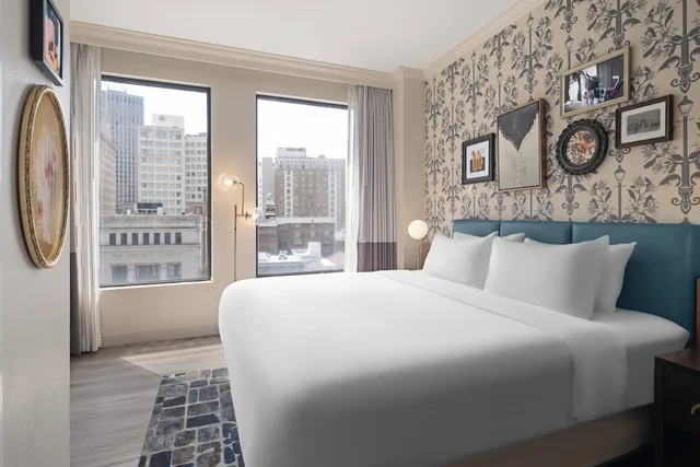 غرفة قياسية بسرير كينج لذوي الإعاقة، Hotel Indigo New Orleans French Quarter 1/6