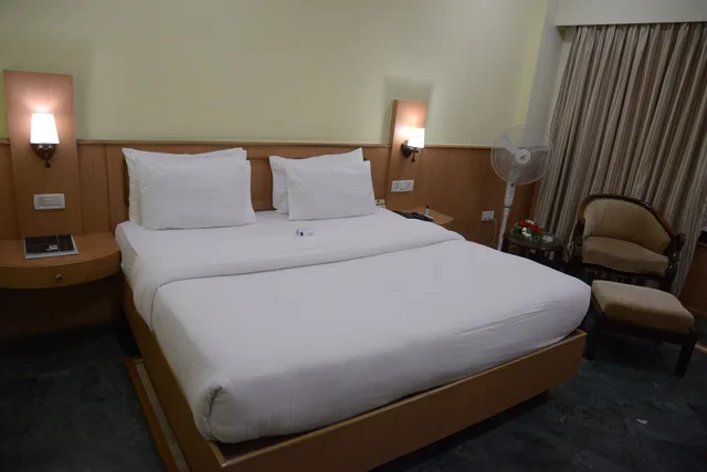 غرفة قياسية بسرير مزدوج، EMPIRES HOTEL 2/8