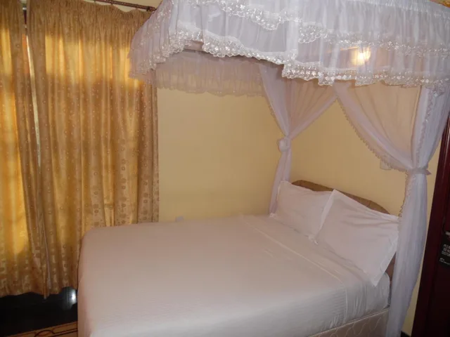 غرفة قياسية بسرير مزدوج، Lantana Hotel 1/10