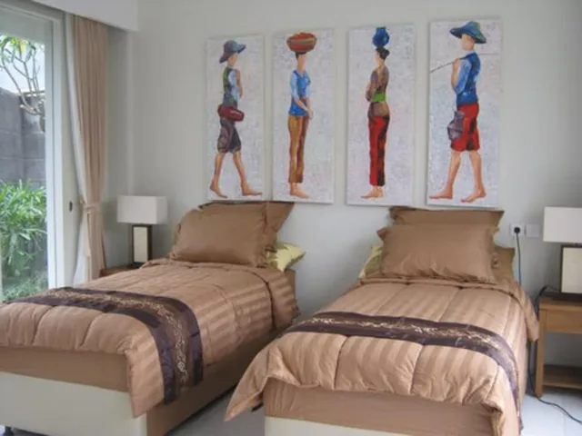 3 Bedrooms, 3 King Beds, Two Story, Private Pool، Nagisa Bali Easy Living Canggu 6/9