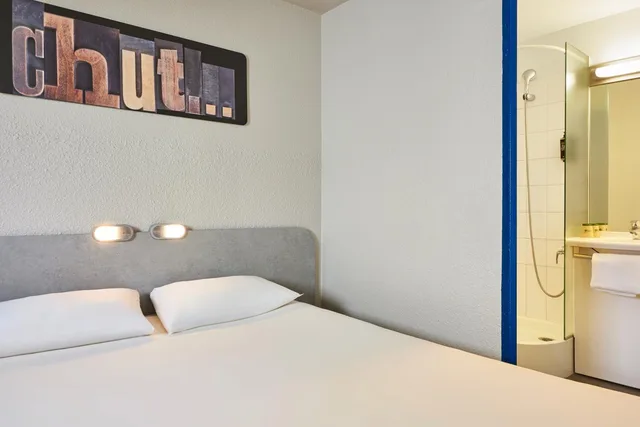 غرفة قياسية بسرير مزدوج، Ibis Budget Versailles Chateau Saint Cyr 4/10