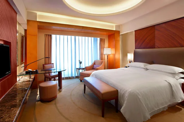 غرفة بسرير كينج، Sheraton Jinzhou Hotel 1/2