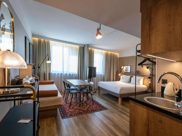 جناح سوبيريور بإطلالة على البحر، Novotel Suites Nice Airport Hotel 4/9