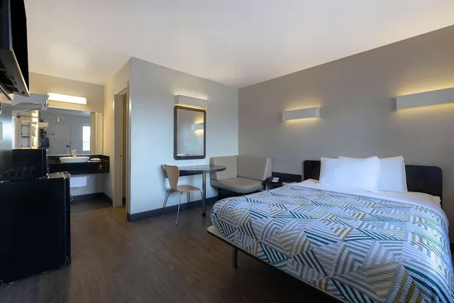 غرفة ديلوكس بسرير مزدوج، Motel6 San Antonio, TX - West SeaWorld 4/10