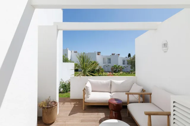 جناح بإطلالة على الحديقة بشرفة بغرفة نوم واحدة، Villas D Agua 3/5