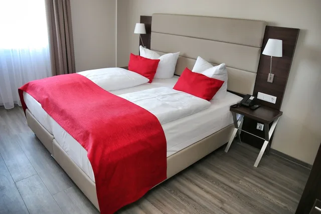 غرفة قياسية بسرير مزدوج أو سريرين منفصلين، Hotel Bomonti Nurnberg West 5/10