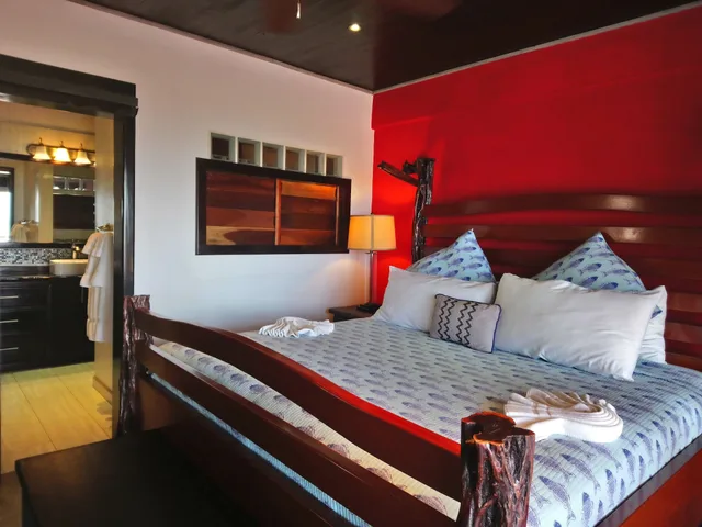 2 Bedrooms, Condo, Superior, King and Queen Bed, Beach Front, Ocean View، Tres Cocos Resort 1/6