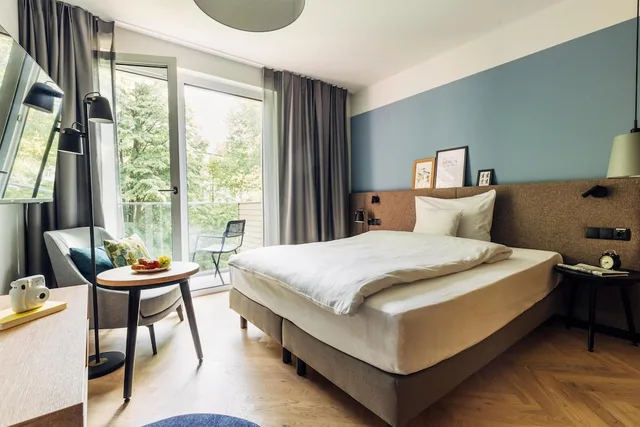 Signature, Queen Bed, Garden View, Garden Area، Harry's Home Berlin - Moabit Hotel & Apartments 4/10
