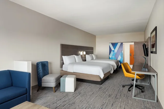 جناح بسريرين كوين، Holiday Inn Express Suites Boynton Beach West 3/7