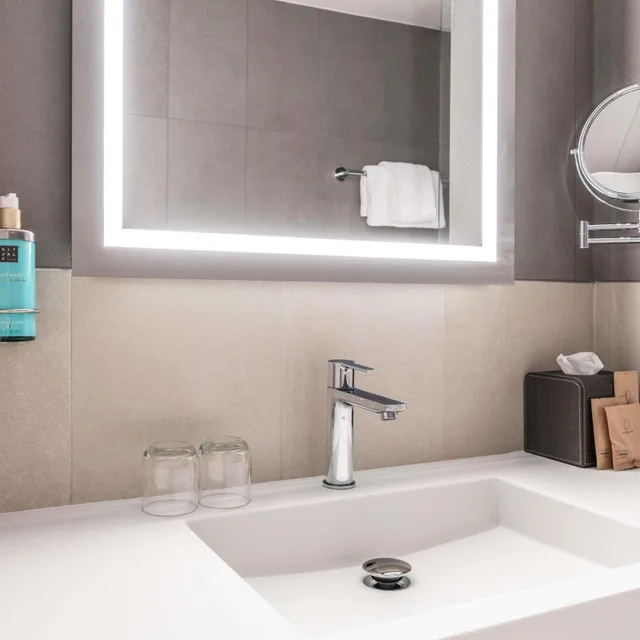 جناح بسرير مزدوج، Novotel Brugge Centrum 4/6