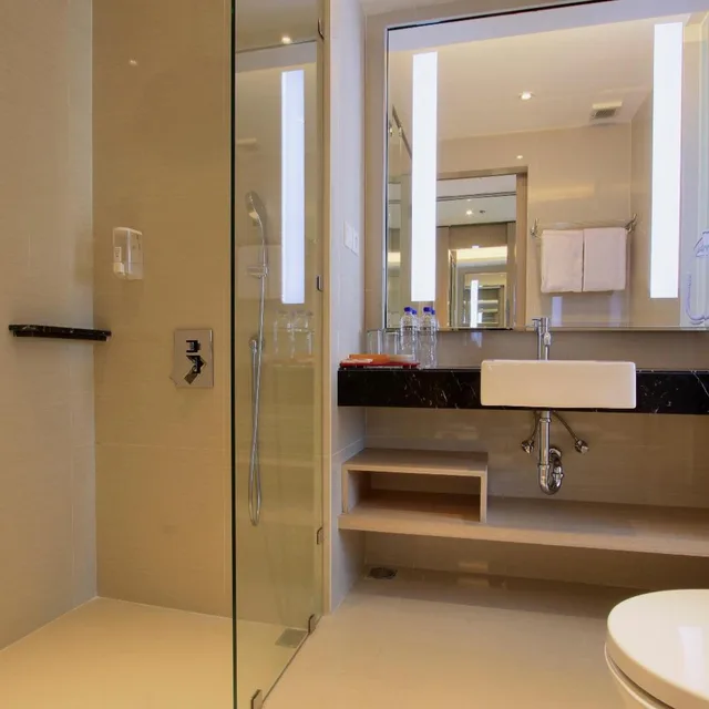 غرفة ديلوكس بسرير مزدوج أو سريرين منفصلين بشرفة، Ohana Hotel Kuta 10/10