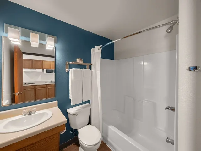 Standard, Double Bed, WoodSpring Suites Rockwall-East Dallas 6/8
