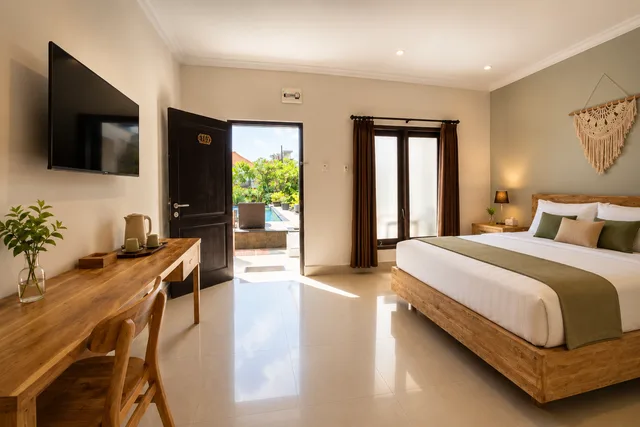 غرفة بإطلالة على المسبح، Radha Bali Hotel 1/3