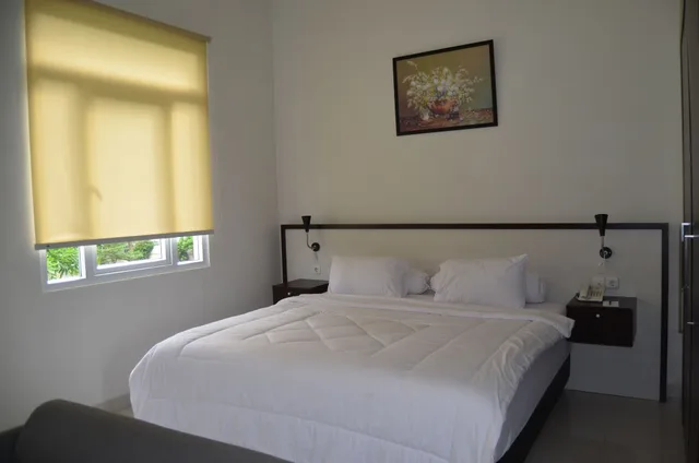 فيلا ديلوكس بسرير كينج وسريرين منفصلين بإطلالة على البحر بغرفتي نوم للمدخنين، Asoka Resort Banten 4/4