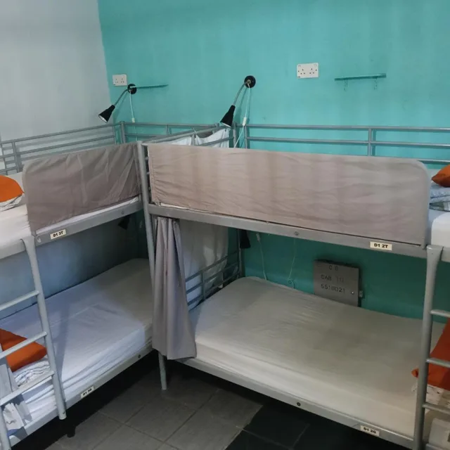 سكن مشترك مختلط، Royal Lodge at Pagoda Street 5/6