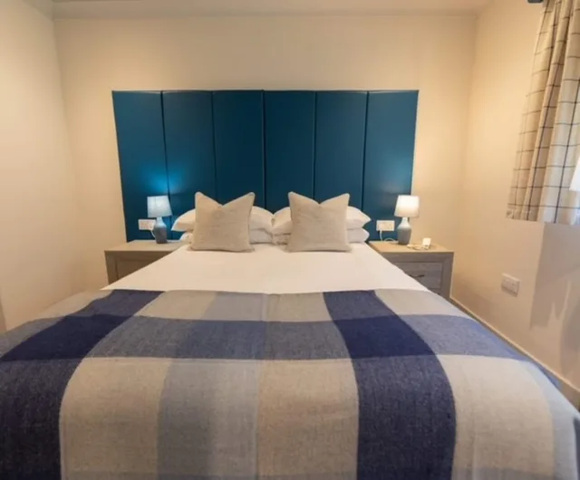 Room, Annex, Loch Ness Clansman Hotel 6/8
