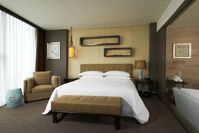 جناح بريميير بسرير كينج، SHERATON SHANGHAI WAIGAOQIAO HOTEL 3/6