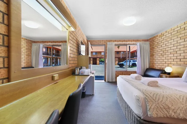 غرفة قياسية بسرير كوين لذوي الإعاقة، ROYAL PALMS MOTOR INN 3/9