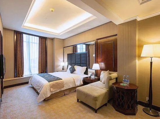 غرفة سوبيريور بسرير كوين، Royal Marina Plaza 3/3