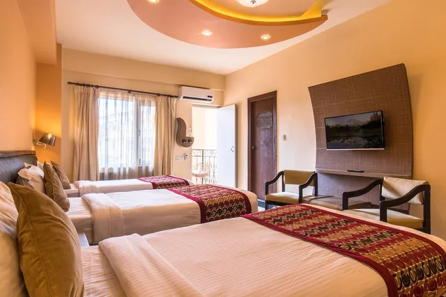 غرفة ديلوكس عائلية ثلاثية بسريرين منفصلين، Moon Light Hotel 8/10