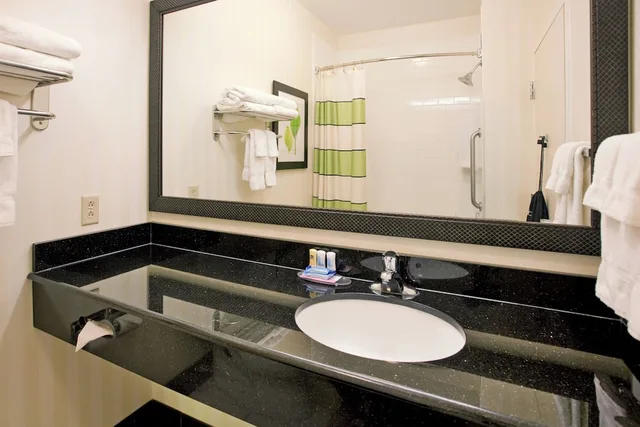 غرفة بسريرين كوين لذوي الإعاقة، Fairfield Inn And Suites Grand Island 3/3