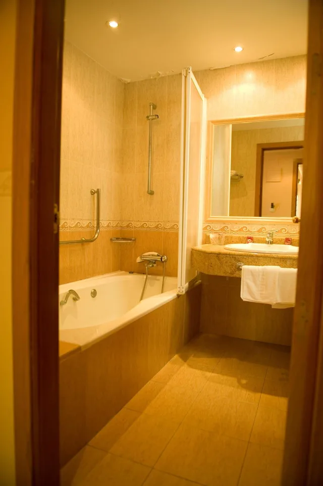 Room, Double or Twin Bed, Hotel La Maruxina 6/8