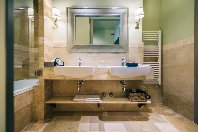 جناح جونيور بشرفة، Baltazar Budapest Boutique Hotel 8/10