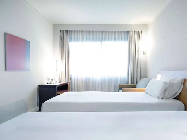 غرفة تنفيذية بشرفة، Novotel Athenes 6/10