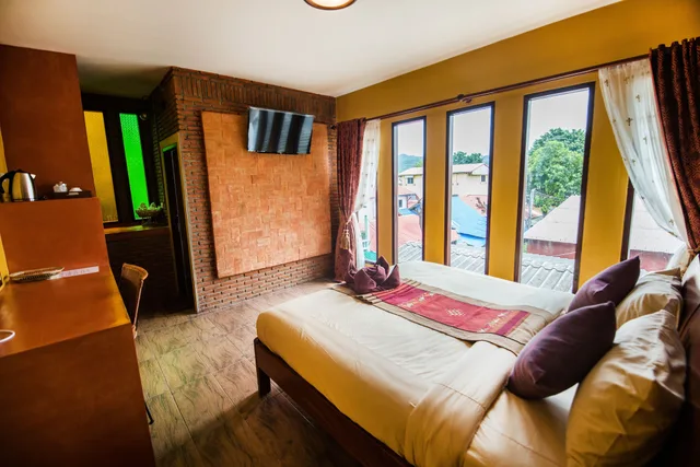 1 Bedroom, Classic, King Bed, Balcony, Pongphen Guesthouse 2/10