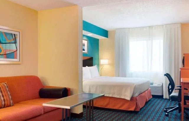 استوديو بسرير كينج مع أريكة لذوي الإعاقة، Fairfield Inn Waco South 3/3
