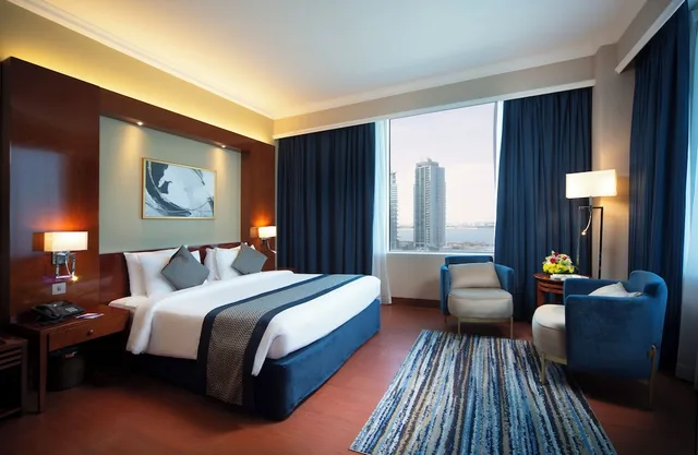 جناح تنفيذي بسرير كينج، Retaj Al Rayyan Hotel 2/6