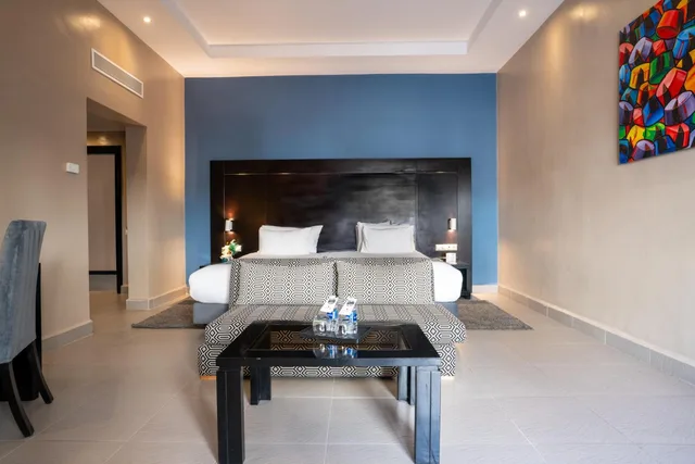 غرفة بسريرين منفصلين بإطلالة على المسبح، Kech Boutique Hotel and Spa 8/10
