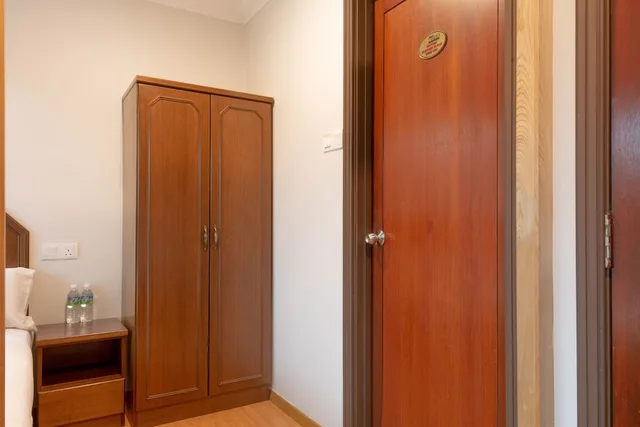 غرفة عائلية بسريرين كوين، Hotel Rose Crest Hill 9/9
