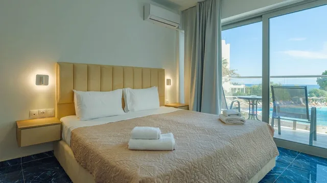 غرفة سوبيريور بسرير كوين بإطلالة على البحر مع أريكة، Preveza Beach 2/5